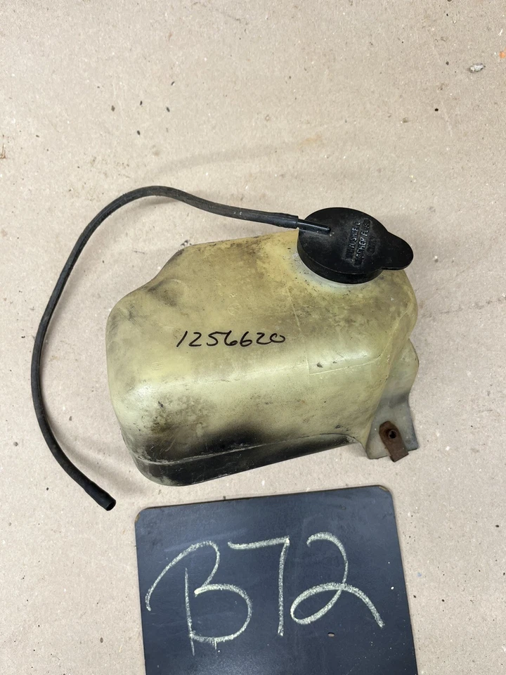 MONTE CARLO MALIBU EL CAMINO 1978 1987 Camaro Impala parabrisas lavadora depósito Foto 2 de 4