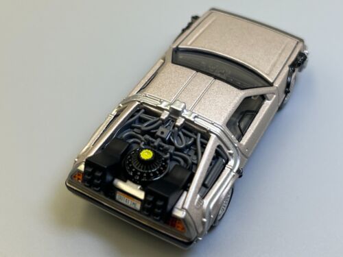 Back to the Future DeLorean Time Machine Tomica Premium Unlimited - Picture 2 of 15