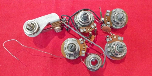 VINTAGE 1965 USA GIBSON MELODY MAKER “D” GUITAR WIRING HARNESS POTS CAP JACK 
