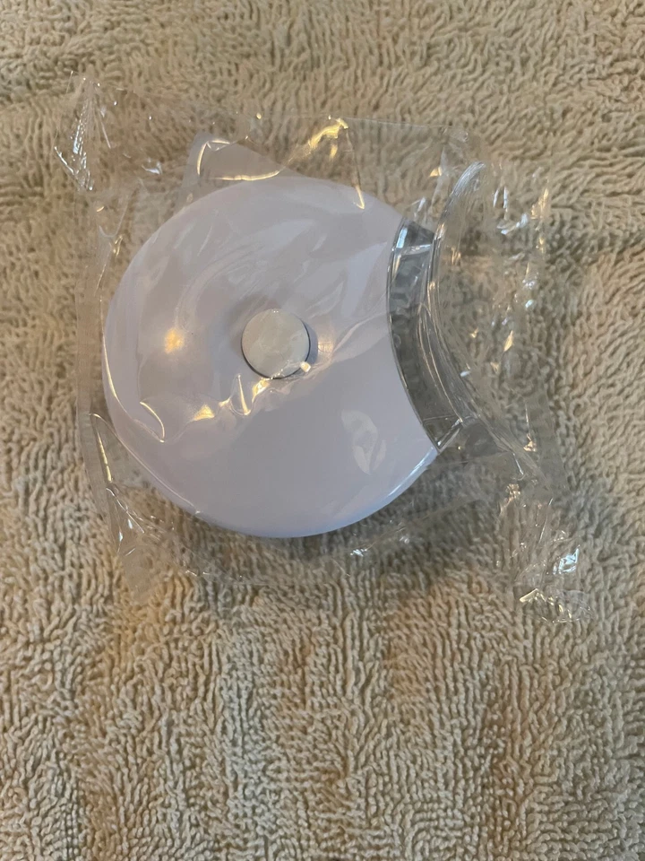 Nueva luz aceleradora de blanqueamiento dental Auraglow Foto 2 de 4