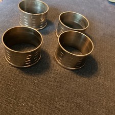 SET OF 4 VINTAGE SILVER PLATED NAPKIN Rings