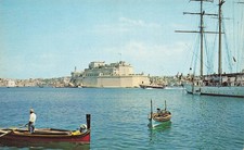 Postcard The Grand Harbour, Malta Vintage Chrome Unposted 1939-1970s