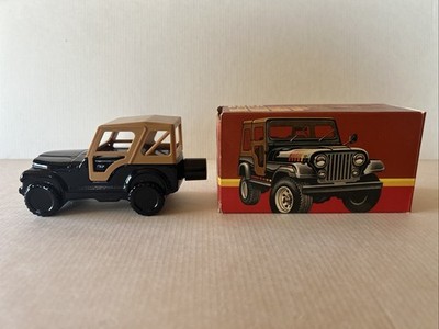 Avon Jeep Renegade Vintage Decanter Bottle Bracing Lotion. New Old Stock.