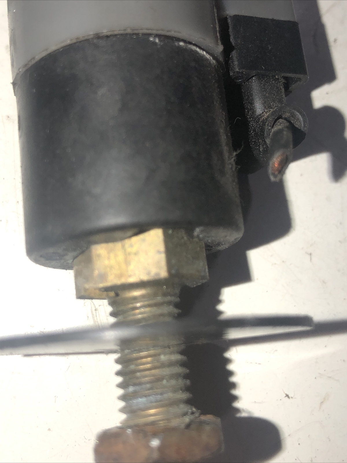 OEM BMW E46 Auto Gas Accelerator Pedal Kickdown Switch Button 99  