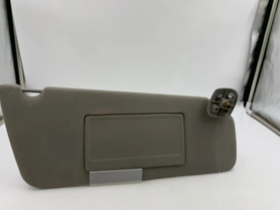 Parasol gris para pasajeros Ford F-150 2000-2002 OEM E03B39064 Foto 2 de 4