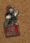 A67 VINTAGE PIN FIREFIGHTER FIRE MAN 18 SAPEURS POMPIERS 1"