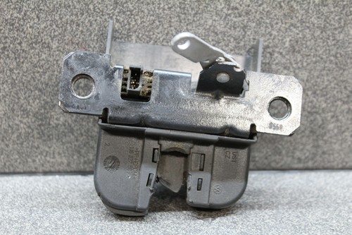 Heckklappenschloss Kofferraumschloss Für VW Golf IV Bora Caddy Kombi 1J6827505B