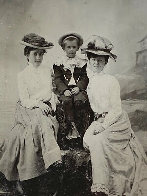 BOY w/ Mom & SEXY AUNT Tintype PHOTO c 1907 HAMPTON BEACH NH Rare  PAPERSleeve | eBay