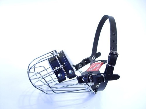 Strong Metal Wire Basket Dog Muzzle for Poodle and other similar dogs - Picture 2 of 14