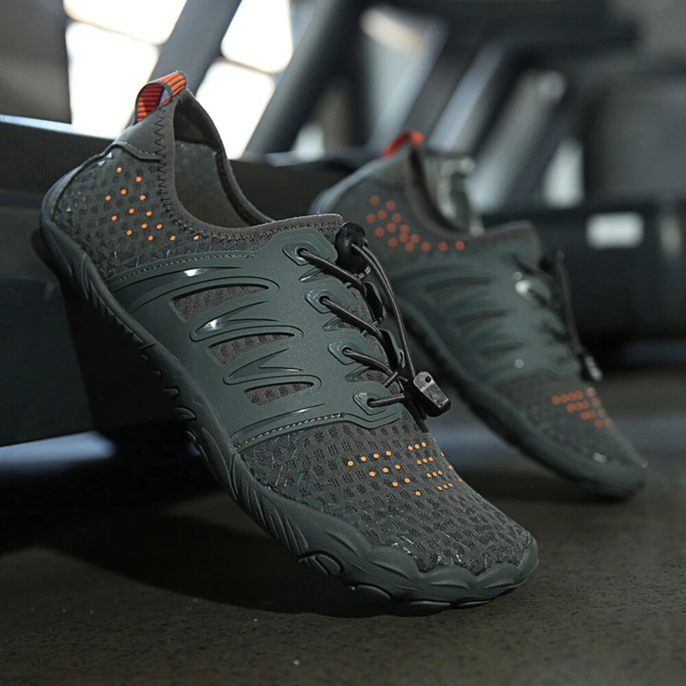 Indoor track top and field shoes