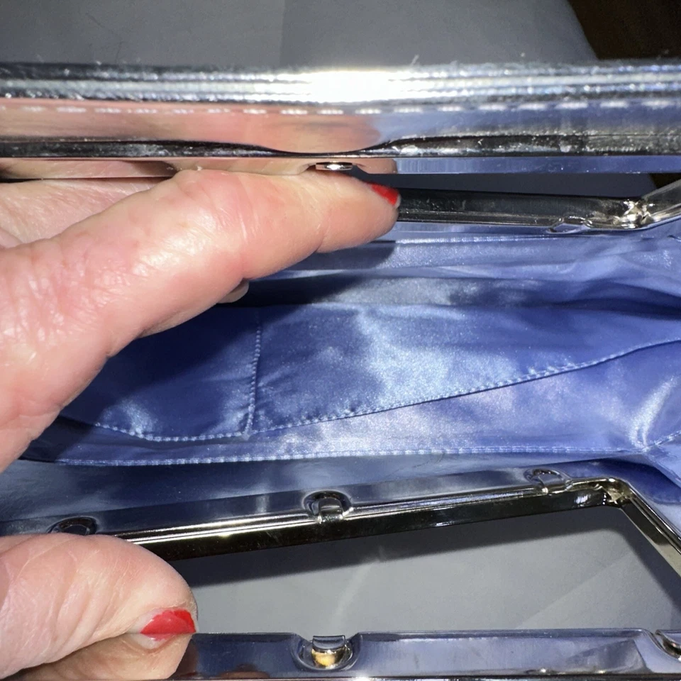 Cartera sin asas Thierry Mugler grande plateada metálica plegable estrella usada Foto 4 de 4