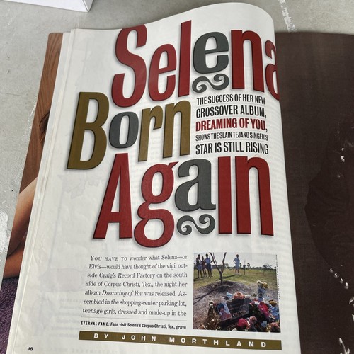Entertainment Weekly No. 288 August 1995 "The Selling of Selena” - Foto 3 di 3