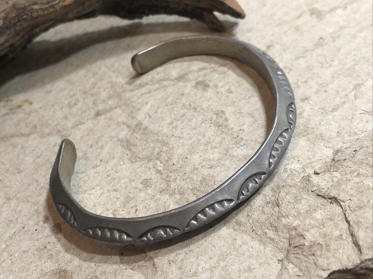 CJH 925 Sterling Navajo Stamped Patterned Native Navajo Carinated