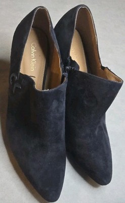 Calvin Klein Women s Suede Ankle Booties Navy Blue Size 7.5 Zip Heels