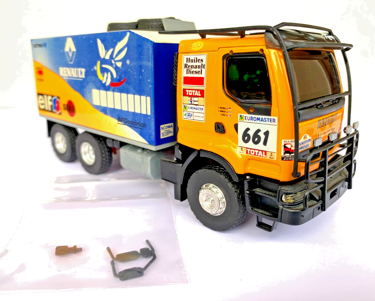 Camion Eligor 1/43 Renault KERAX Paris Dakar 2001 Elf Gauloises course très rare miniature