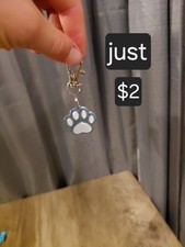 Animal paw key chain blue and white 3d print