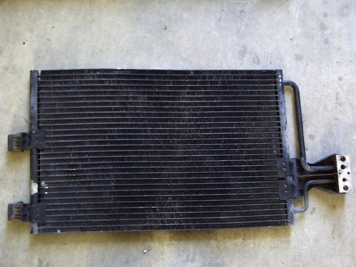 KONDENSATOR / KÜHLER DER KLIMAANLAGE KONDENSATOR FÜR CITROËN XANTIA BERLI 699375