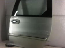 Porte arrière et accessoires Kia CARNIVAL