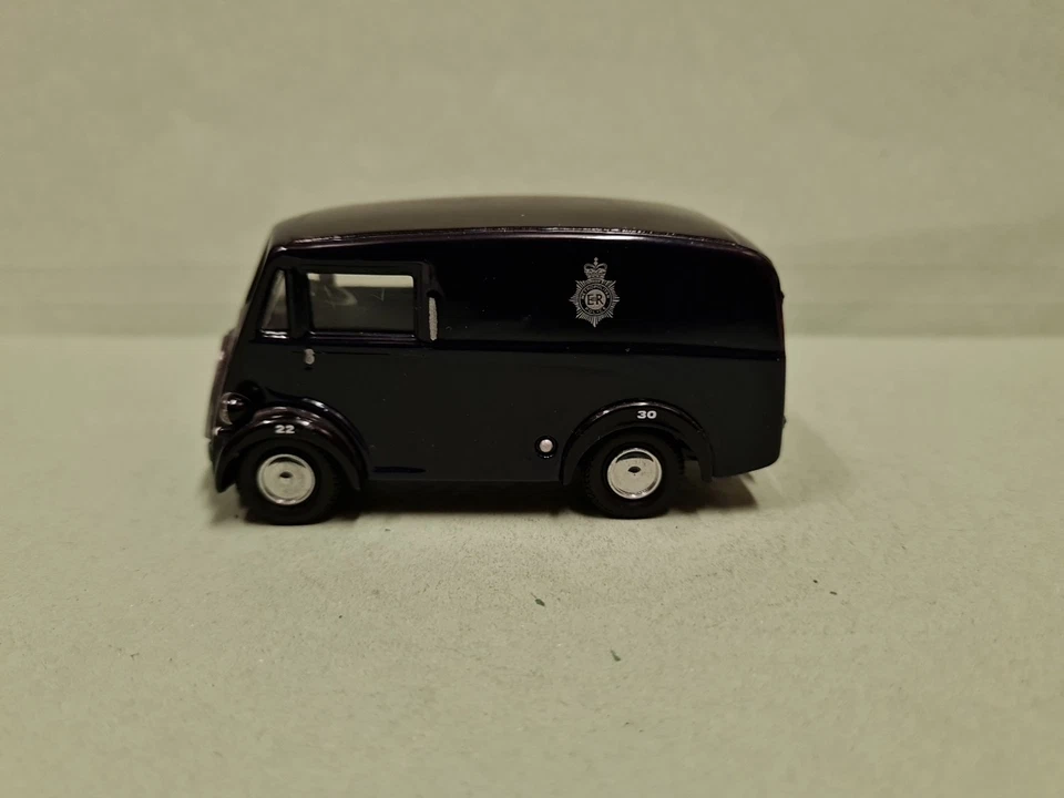 CORGI MORRIS J TYPE POLICE UK SCALA 1:43 - Immagine 4 di 4