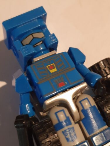 Transformers Kreo BEACHCOMBER Kre-O Micro Changers Mini Figure 2 in 1 Kit 2011 - Picture 4 of 7