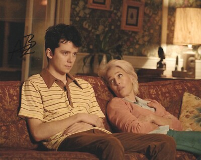 Asa Butterfield Hand Signed 10x8 Inch Sex Education Photo 8x10