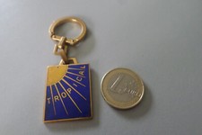 porte cle clef key-ring vin