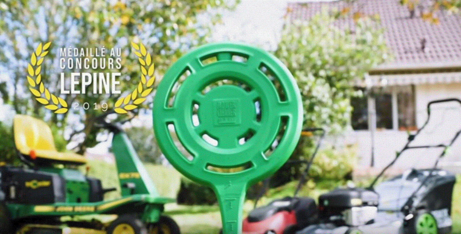 Tondeuse à gazon électrique silencieuse pour petit jardin de ville