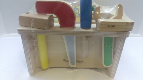 melissa & doug hammer and saw tool bench