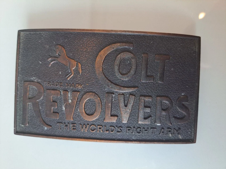 alte Gürtelschnalle , Colt Revolvers - Bild 1 von 4