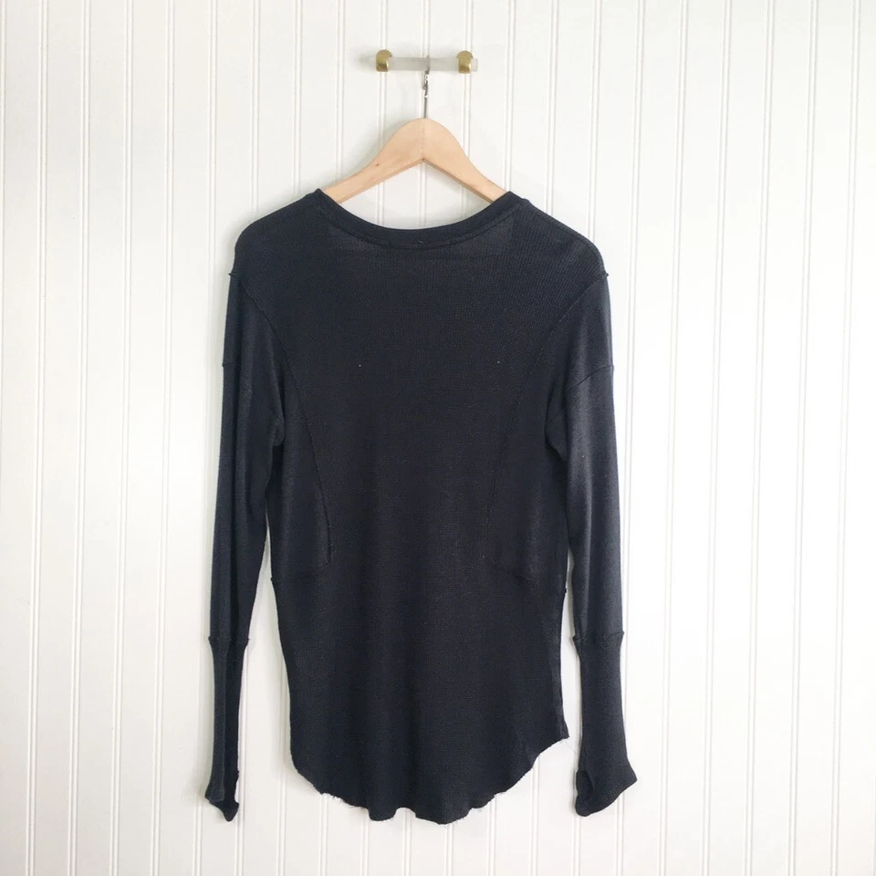 Camisa informal Feel The Piece para mujer negra manga larga cuello en V texturizada térmica XS Foto 2 de 4