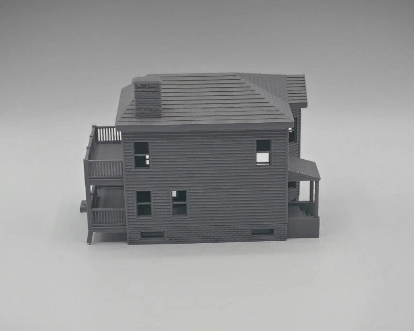 Casa de dos pisos a escala HO Foto 3 de 4
