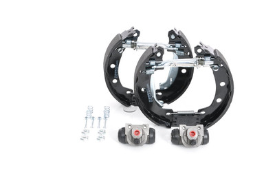 BOSCH Bremsen Set Bremsbackensatz Trommelbremse Hinten 0 204 114 153