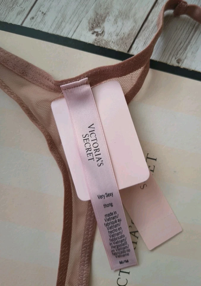 Victoria's Secret Very Sexy Shine Thong with rhinestones, size M - Image 3 of 4