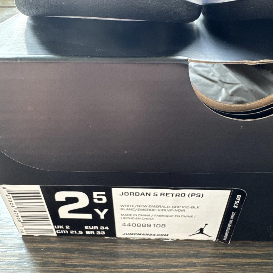 Nike Jordan 5 Retro PS Talla 2.5Y Grape Air 440889-108 Foto 3 de 4