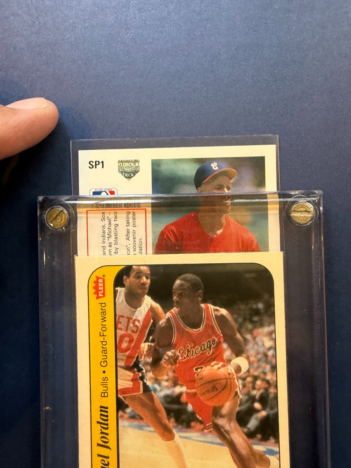 1986-87 Fleer Michael Jordan Stickers Rookie RC #8 Bulls view 9
