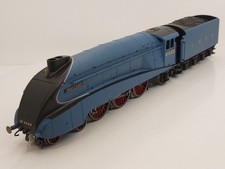 Hornby R3371 Class A4 4-6-2 4468 "Mallard" in LNER Blue - DCC Ready OO Gauge