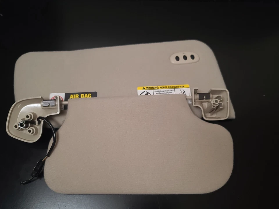 Ford Expedition Lincoln Navigator Sun Visor Set Driver Passenger OEM 2003 - 2006 - Image 3 of 4