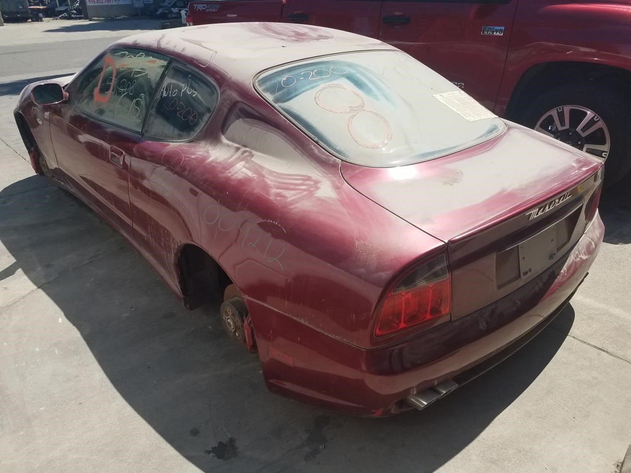 03-07 MASERATI M138 4200 COUPE FRONT DRIVER LEFT DOOR GLASS 20399