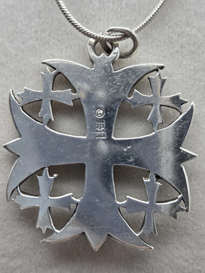 Colgante y cadena cruz maltesa de plata de ley retirada James Avery Foto 3 de 4