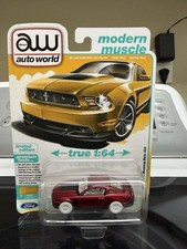 AUTO WORLD Ultra Red Chase 2012 Ford Mustang Boss 302 TRUE 1:64 Modern Muscle