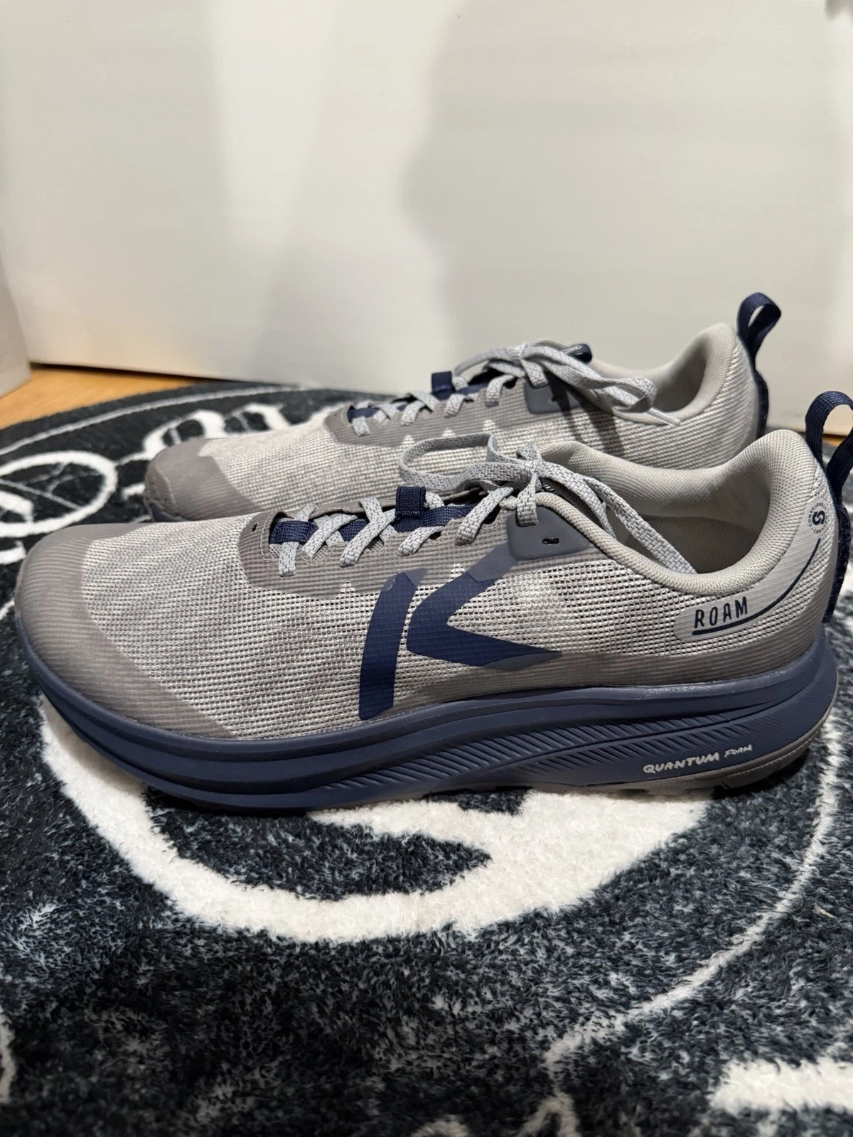 Keen Men’s Roam Trail Running Shoes Size 11.5