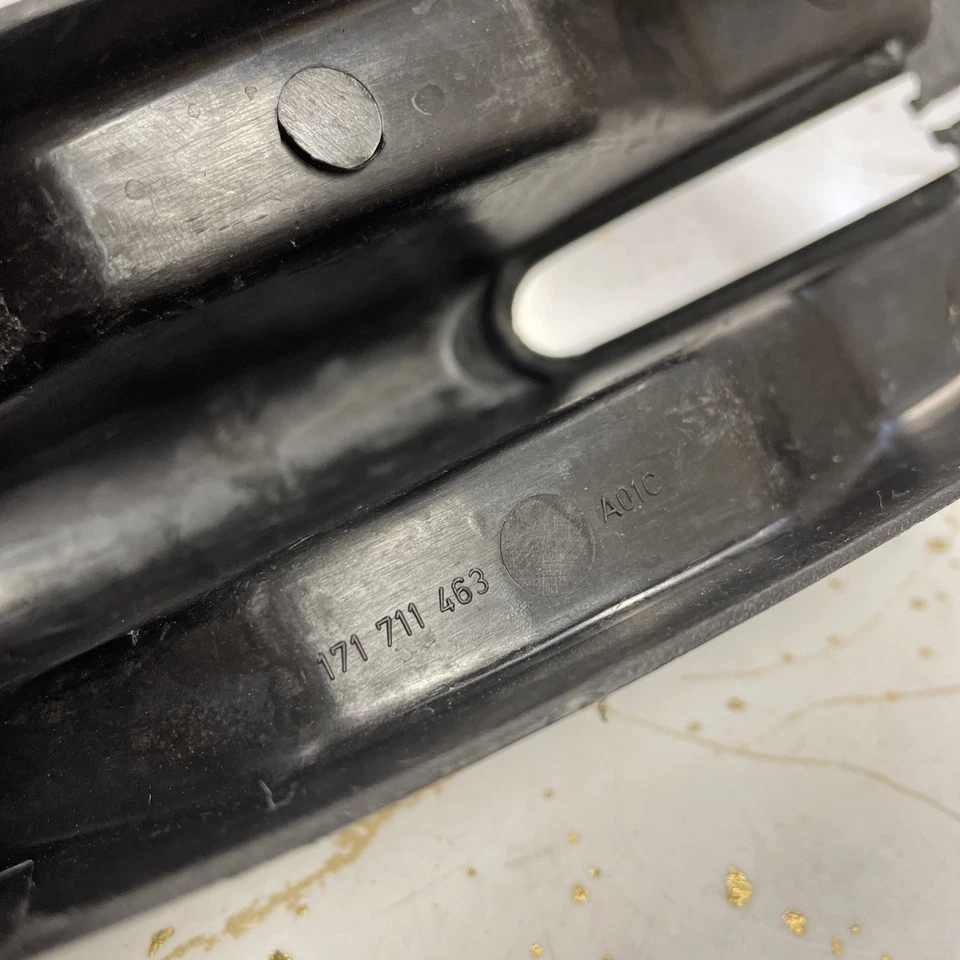 Cubierta de freno eléctrico de estacionamiento OEM VW NEGRA Jetta Rabbit Pickup Scirocco MK1 171711463 Foto 3 de 3