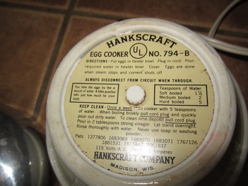 Vintage Hankscraft Model 794-B Automatic-Electric Egg Cooker *Works Quickly* - Picture 3 of 10
