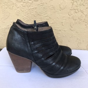 dansko meadow bootie