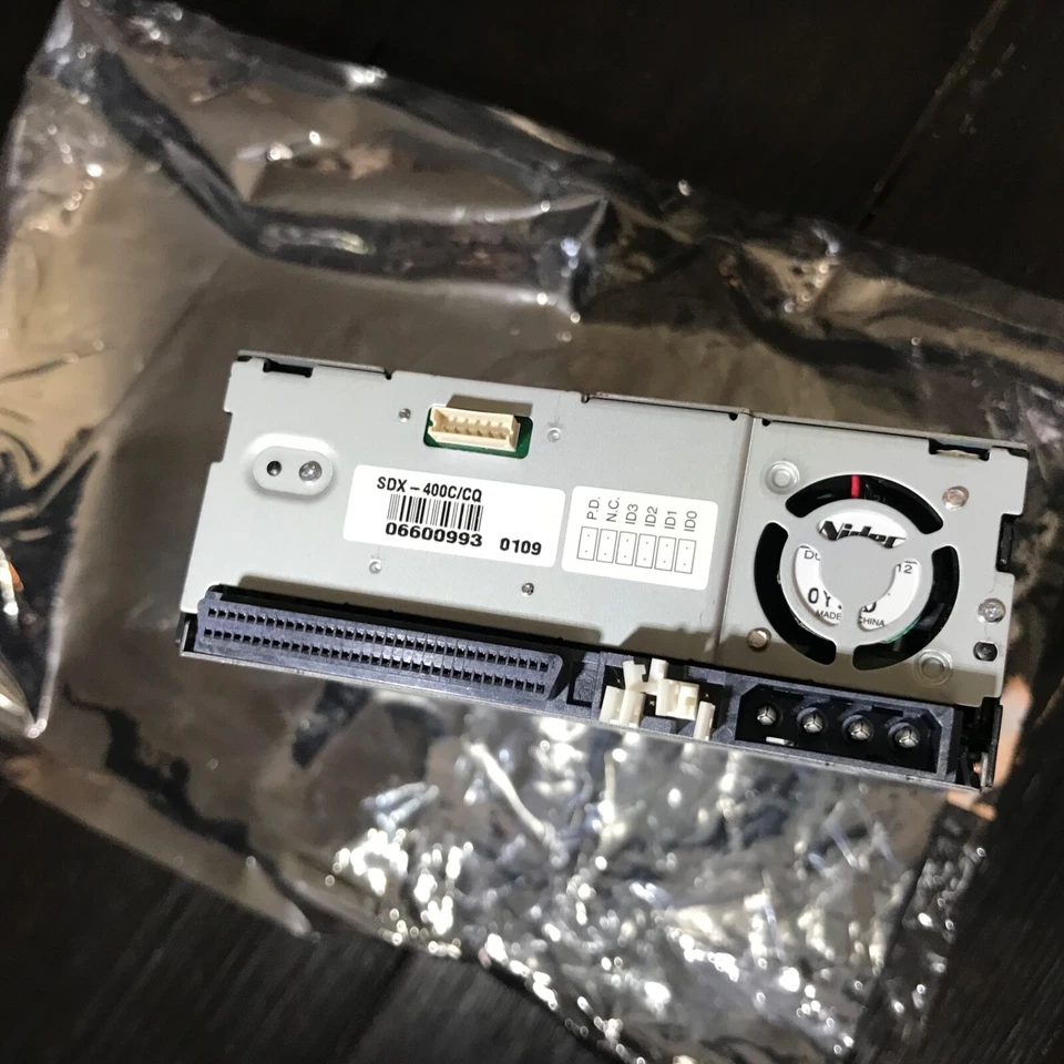 Compaq 216881-004 AIT 35 LVD INTERNAL TAPE DRIVE, MANUALS & 15 CD'S - Image 4 of 4