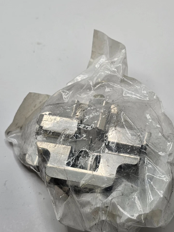 Pastilla de freno cerámica silenciosa Posi Centric Parts 105.11080 para Volkswagen Tiguan 2017 Foto 2 de 4