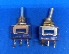 TOGGLE SWITCH AJ311-30/40 250 VAC 6 AMP LOT OF 2