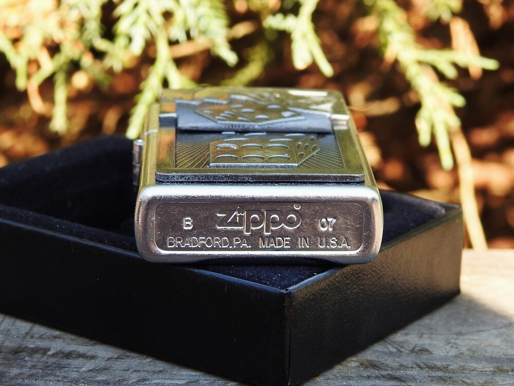 Barrett Smythe Lucky Seven Surprise Zippo Lighter - Pewter - Craps