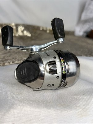 Shakespeare Micro Series Spincast Reel SYSMC2. 4.1:1 Gear Ratio