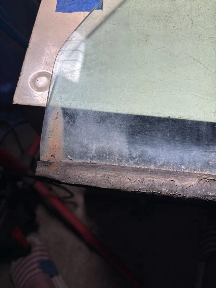 1971-1974 Amc Javelin Rh Right Quarter Window Glass - Image 2 of 4